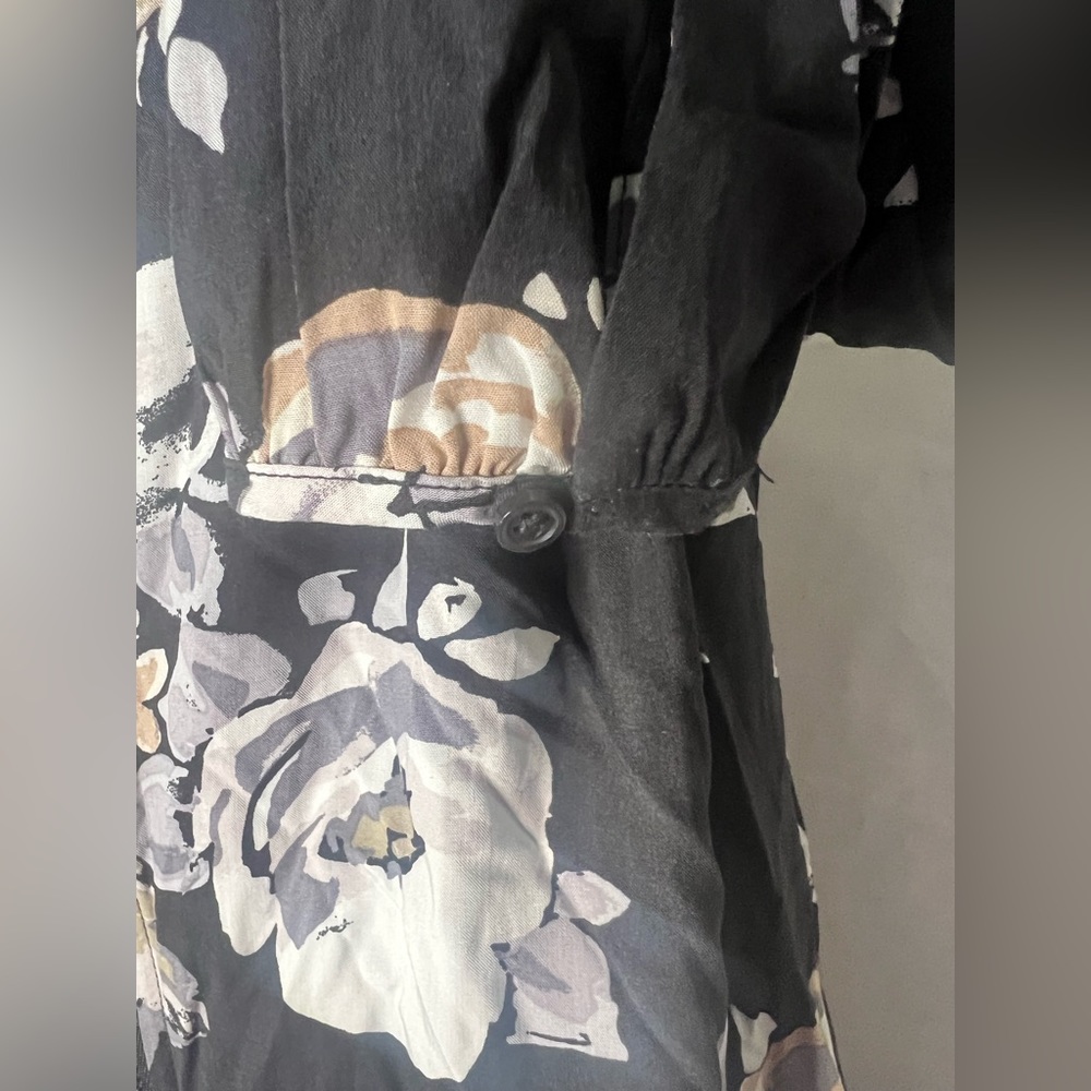 Old Navy Long Sleeve Black Floral Printed Lightweight Mini Dress NEW - Picture 6 of 6